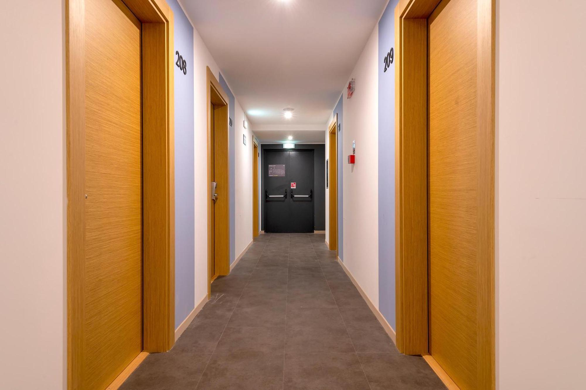 B&B Hotel Сассари Экстерьер фото